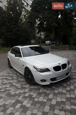 Седан BMW 5 Series 2009 в Звягелі
