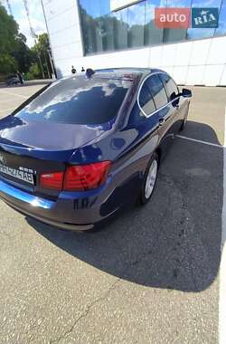 Седан BMW 5 Series 2012 в Измаиле