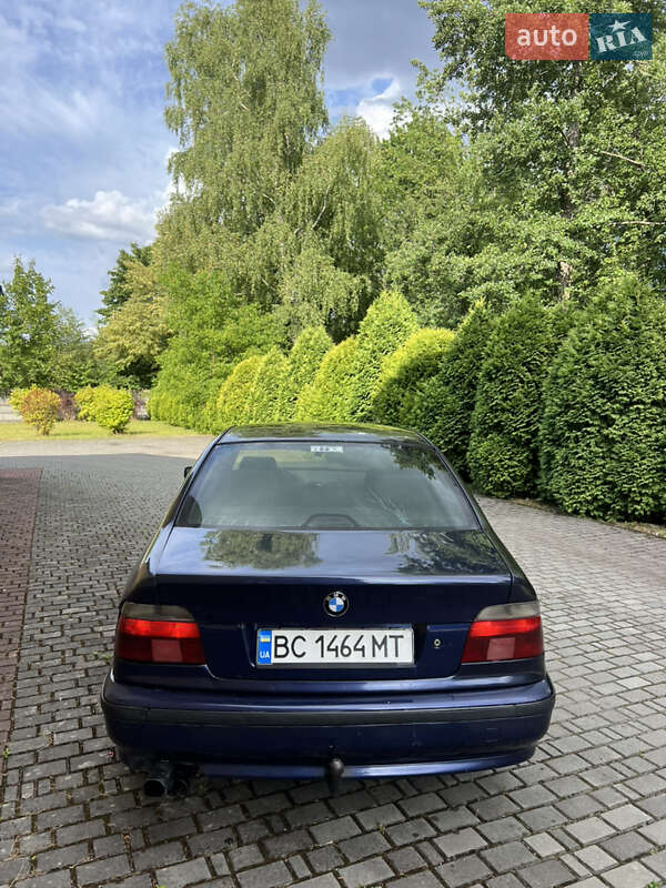 Седан BMW 5 Series 1998 в Самборе