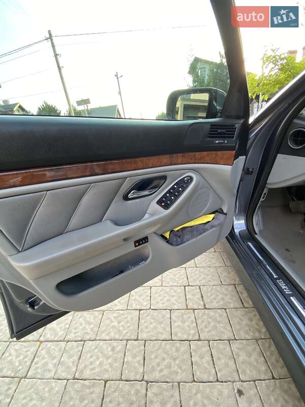 Седан BMW 5 Series 2001 в Львове фото 5 Седан BMW 5 Series 2001 в Львове