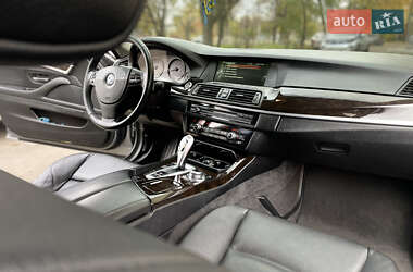 Седан BMW 5 Series 2012 в 