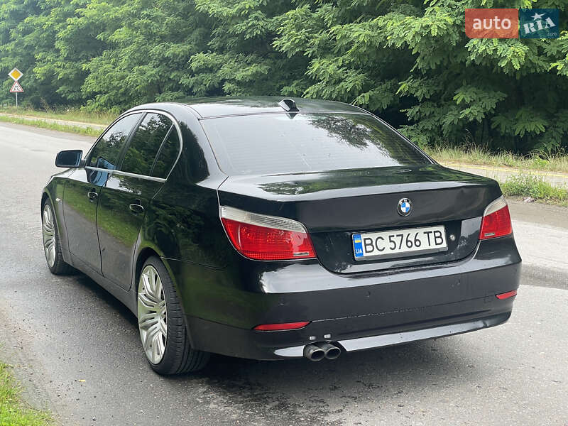 Седан BMW 5 Series 2006 в Жовкве