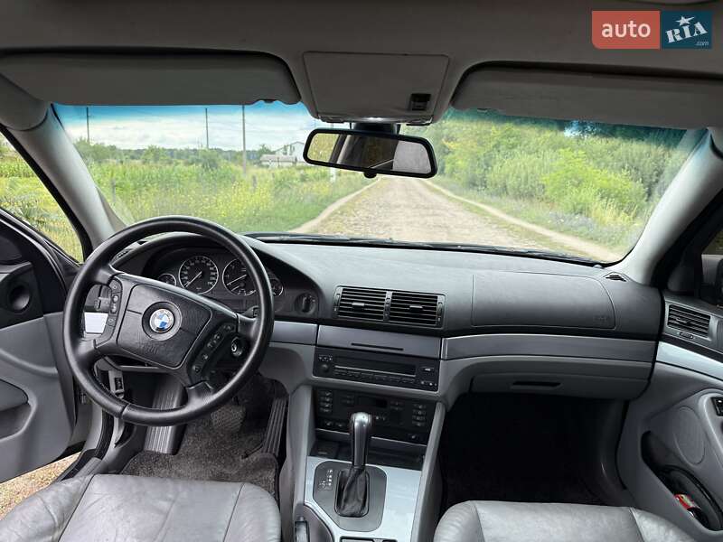 Седан BMW 5 Series 2000 в Ніжині
