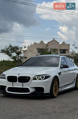Седан BMW 5 Series 2010 в 