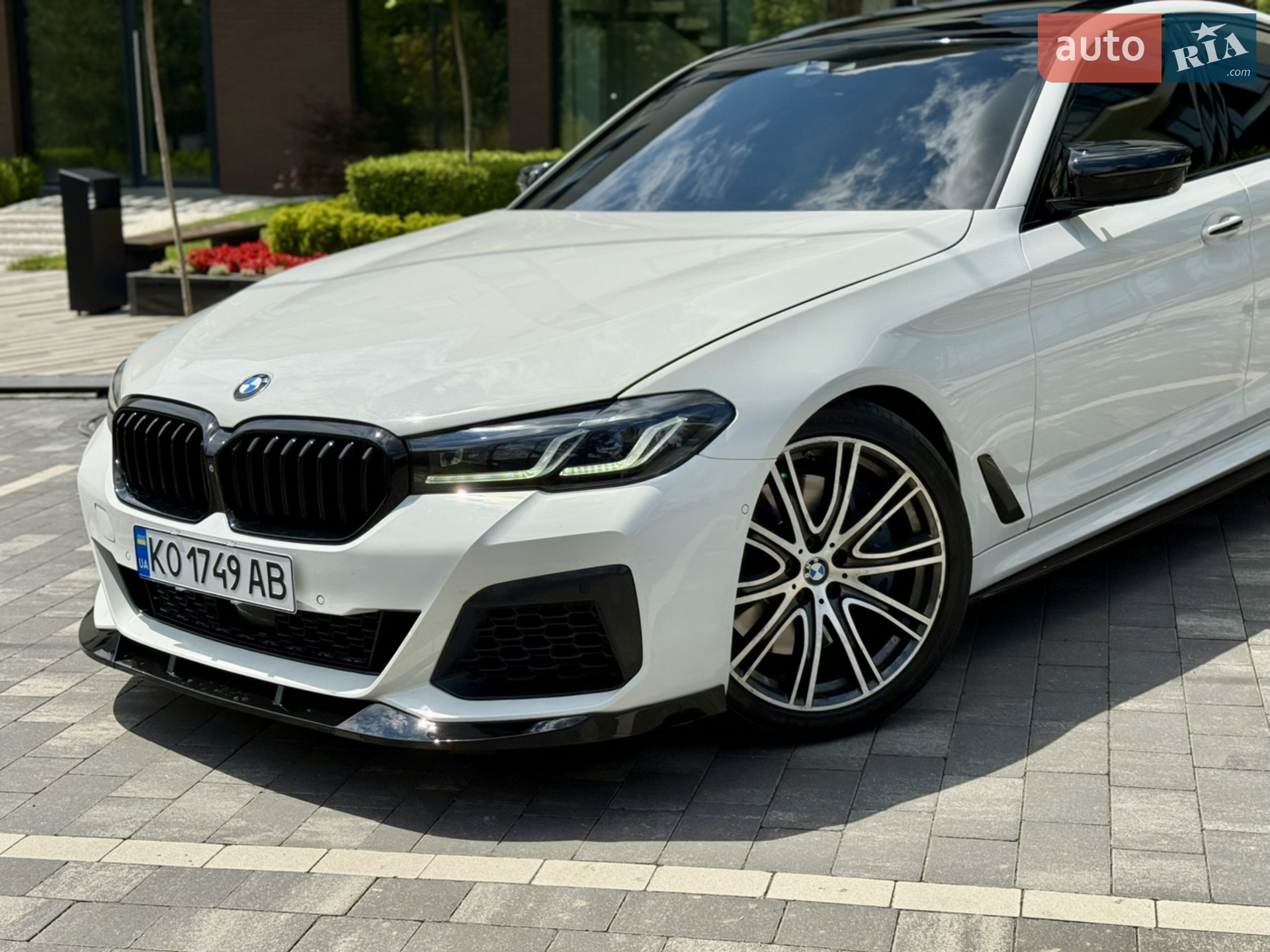 2017 BMW 5er - мініатюра 3