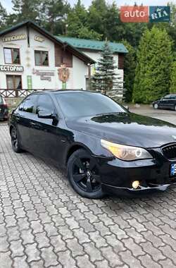 Седан BMW 5 Series 2008 в Львові