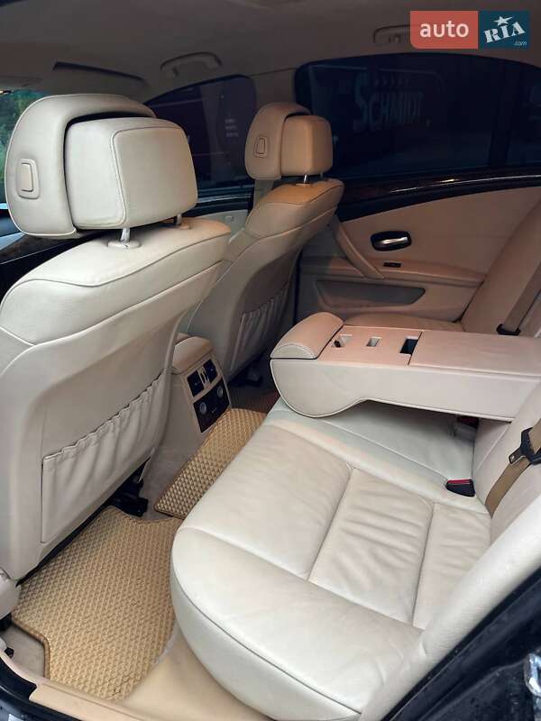 Седан BMW 5 Series 2008 в Львове
