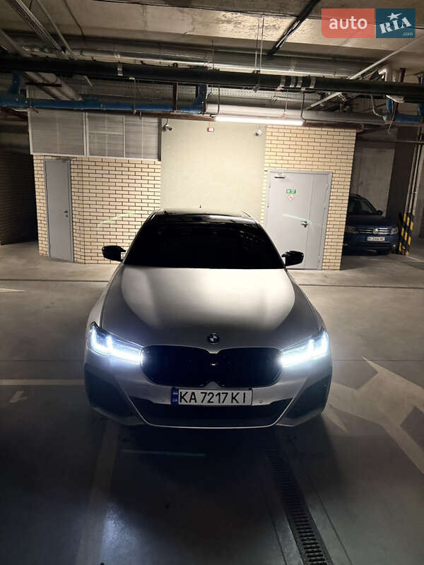 Седан BMW 5 Series 2018 в Киеве