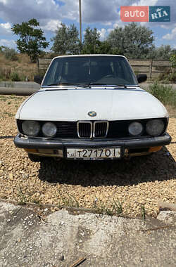 Седан BMW 5 Series 1983 в Чорноморську