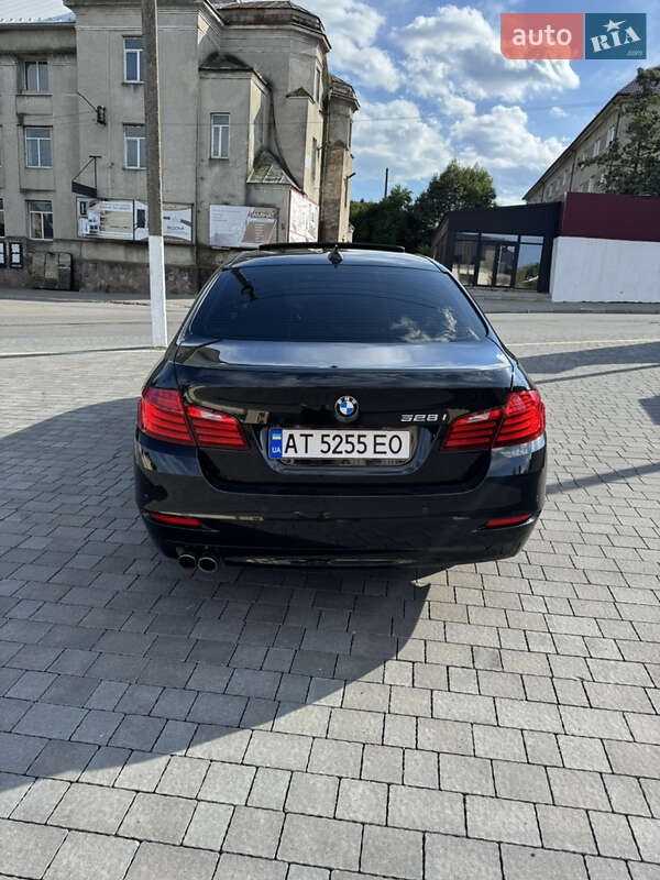 Седан BMW 5 Series 2014 в Снятине