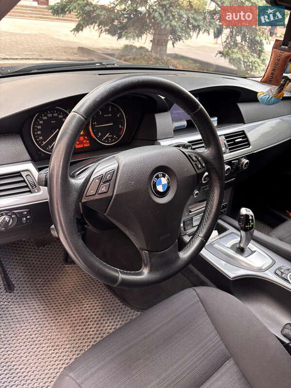Седан BMW 5 Series 2008 в Запоріжжі