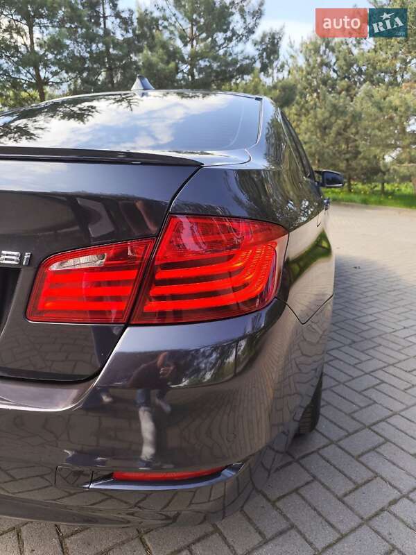 Седан BMW 5 Series 2014 в Трускавце