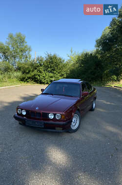 Седан BMW 5 Series 1991 в Коломые