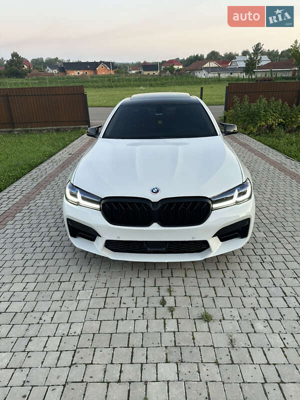 Седан BMW 5 Series 2012 в Коломые