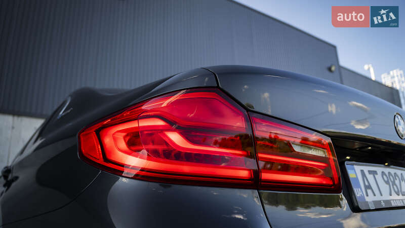 Седан BMW 5 Series 2018 в Киеве