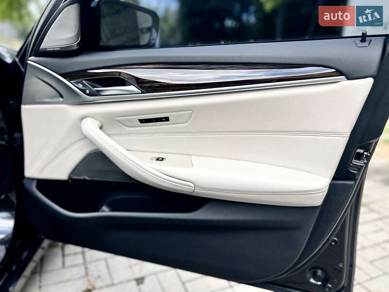 Седан BMW 5 Series 2018 в Дніпрі фото 50 Седан BMW 5 Series 2018 в Дніпрі
