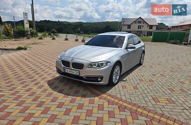 Седан BMW 5 Series 2015 в Мукачево