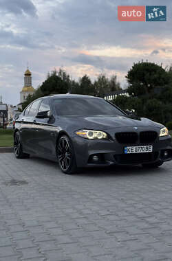 Седан BMW 5 Series 2015 в Днепре