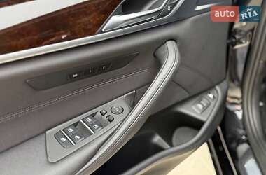 Седан BMW 5 Series 2018 в 