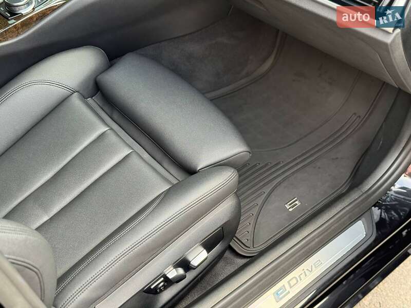 Седан BMW 5 Series 2018 в Вінниці