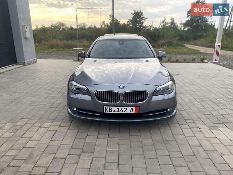 Седан BMW 5 Series 2013 в Виноградове