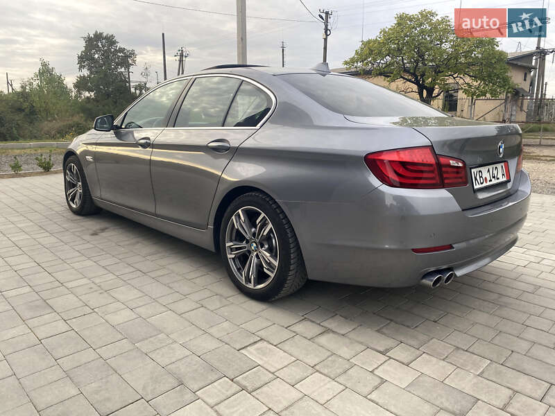 Седан BMW 5 Series 2013 в Виноградове