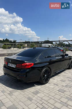 Седан BMW 5 Series 2017 в 
