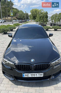 Седан BMW 5 Series 2017 в 