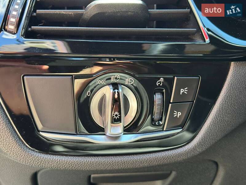 Седан BMW 5 Series 2020 в Львове