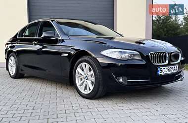 Седан BMW 5 Series 2013 в 