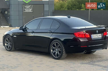 Седан BMW 5 Series 2012 в 