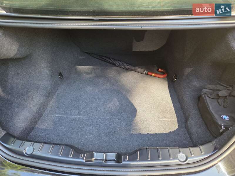 Седан BMW 5 Series 2012 в Києві фото 18 Седан BMW 5 Series 2012 в Києві