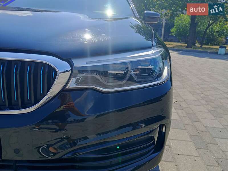Седан BMW 5 Series 2018 в Днепре фото 30 Седан BMW 5 Series 2018 в Днепре