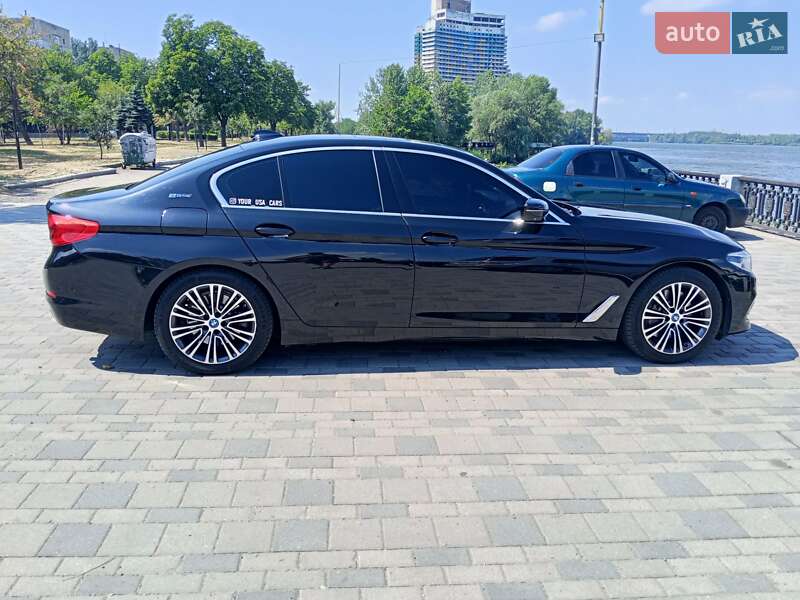 Седан BMW 5 Series 2018 в Днепре фото 14 Седан BMW 5 Series 2018 в Днепре