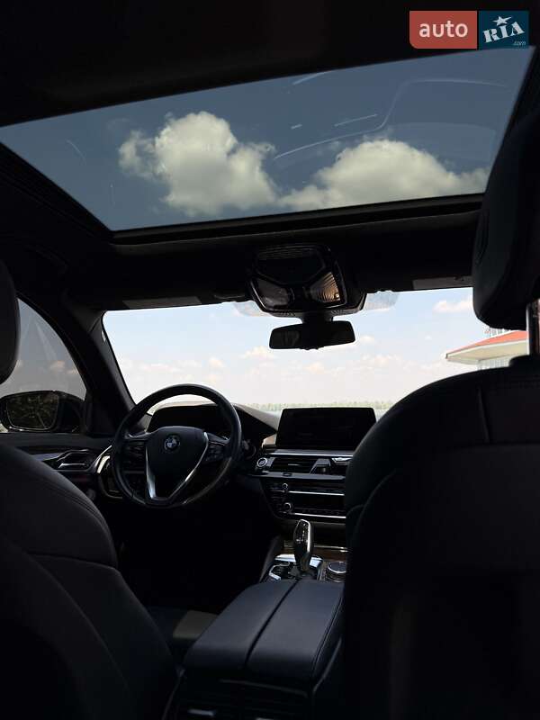 Седан BMW 5 Series 2018 в Днепре фото 39 Седан BMW 5 Series 2018 в Днепре
