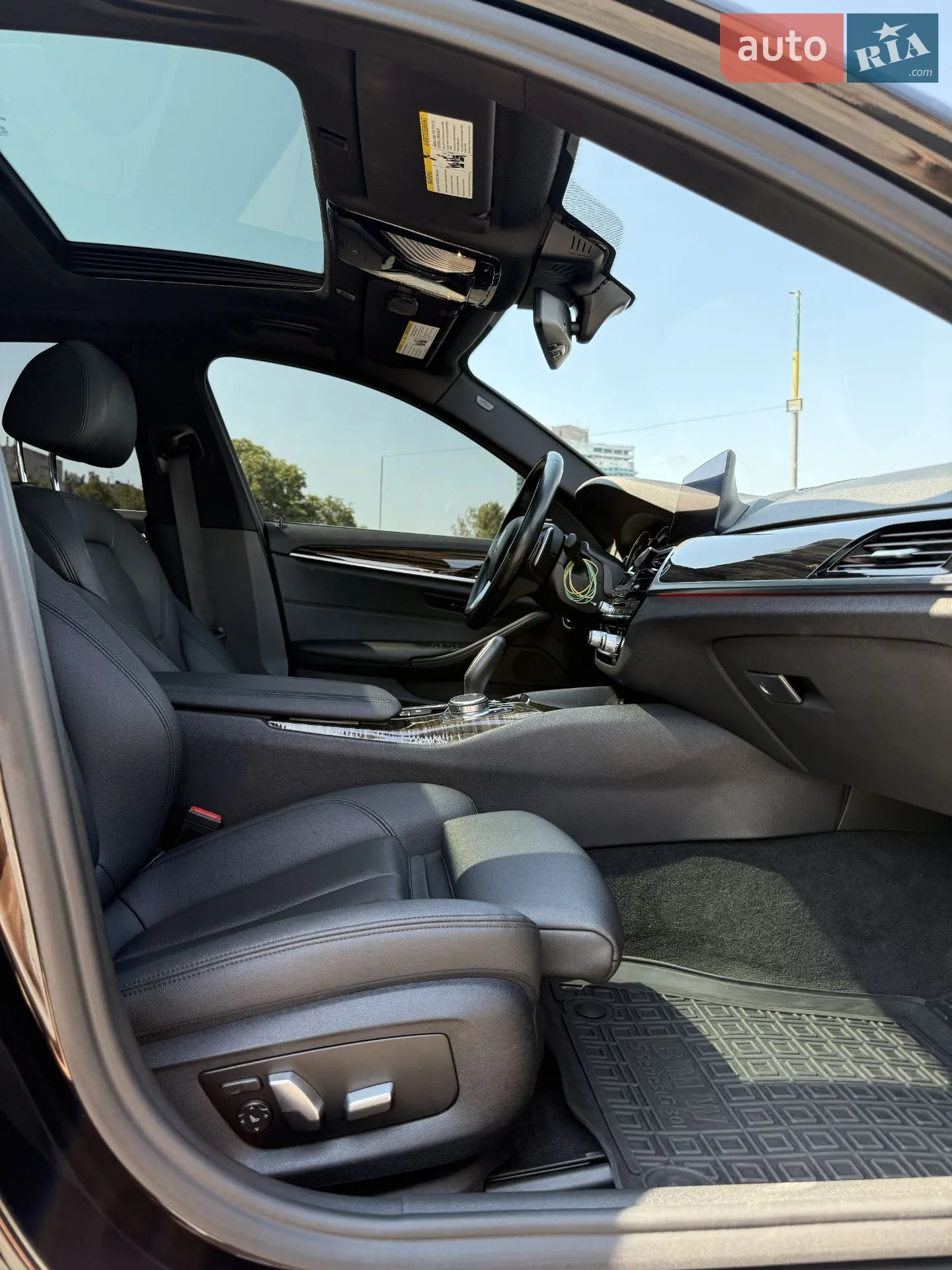 2018 BMW 5er - мініатюра 10
