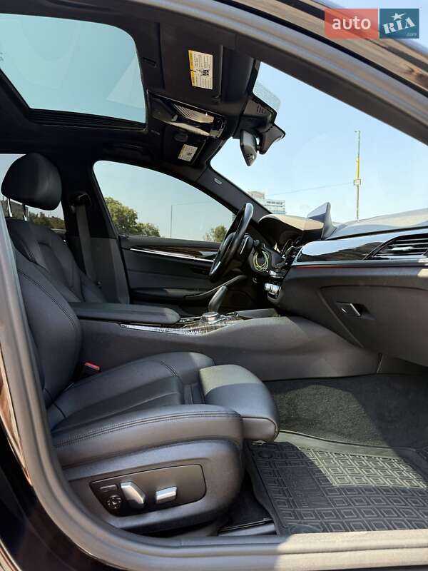 Седан BMW 5 Series 2018 в Днепре фото 18 Седан BMW 5 Series 2018 в Днепре