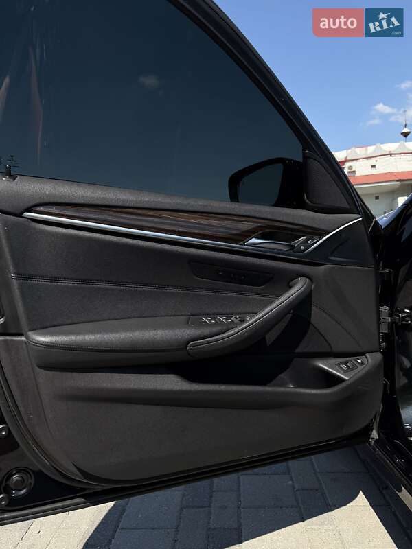 Седан BMW 5 Series 2018 в Днепре фото 24 Седан BMW 5 Series 2018 в Днепре