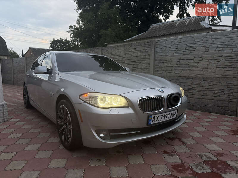 BMW 5 Series 2011 BMW 5 Series 2011