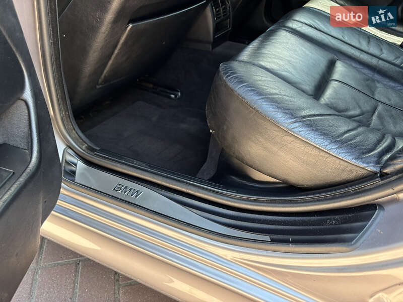 Седан BMW 5 Series 2001 в Знам'янці