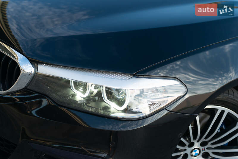 Седан BMW 5 Series 2020 в Мукачево