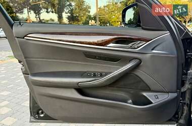 Седан BMW 5 Series 2017 в 