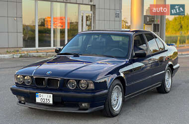 Седан BMW 5 Series 1989 в Мене