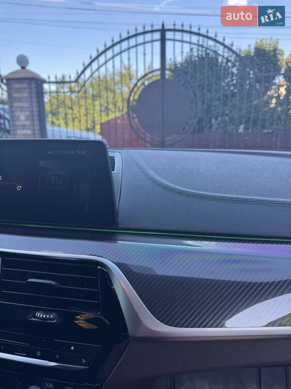 Седан BMW 5 Series 2017 в Черновцах