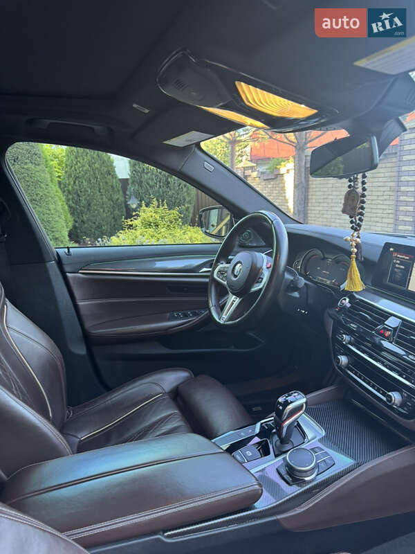 Седан BMW 5 Series 2017 в Черновцах