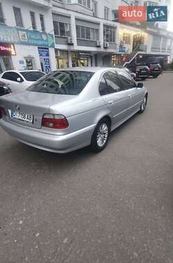 Седан BMW 5 Series 2001 в Киеве