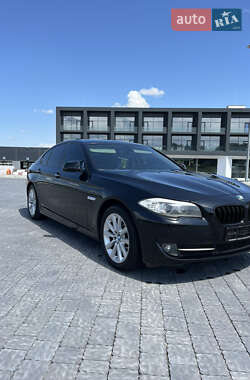 Седан BMW 5 Series 2011 в Львове