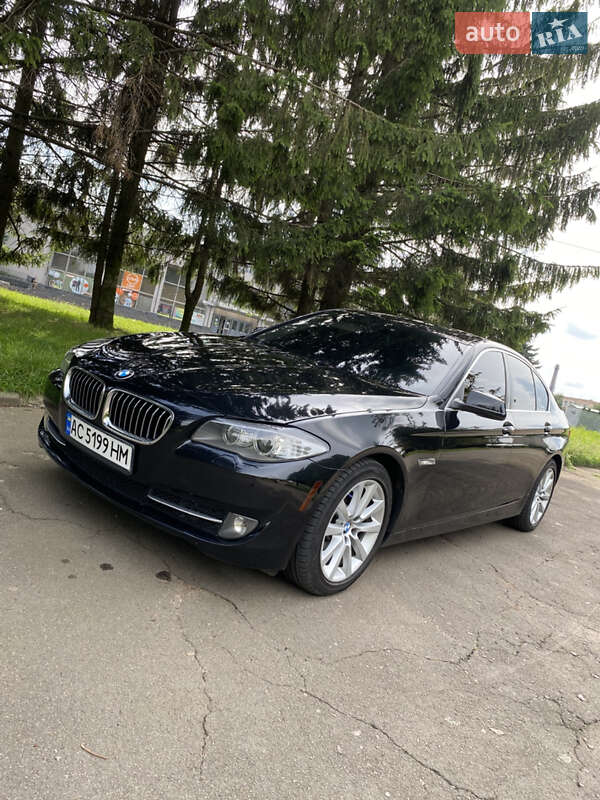 BMW 5 Series 2012