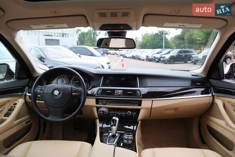 Седан BMW 5 Series 2014 в Киеве
