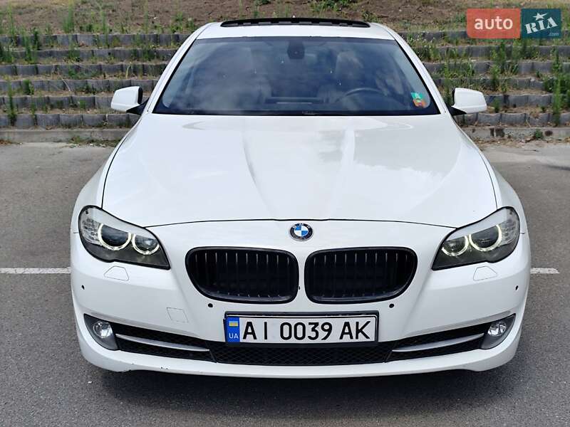 BMW 5 Series 2012